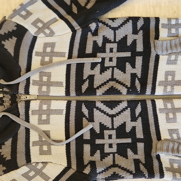 Cozy Red Dragon Zip Up Hoodie 💎 - Picture 2 of 3